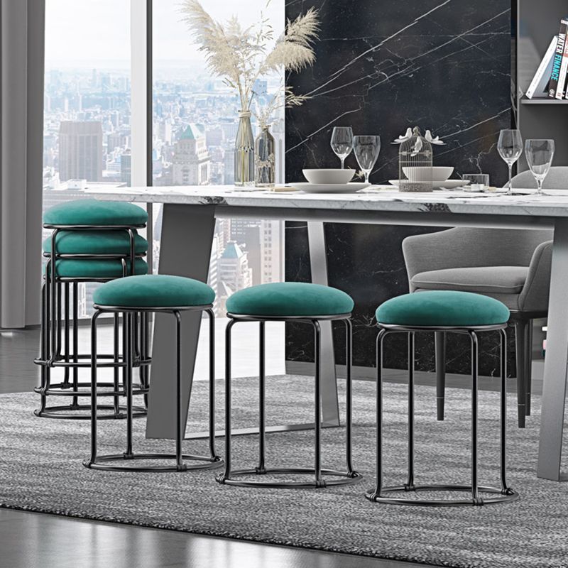 Faux Leather Mildew Resistant Ottoman Round Glam Solid Standard Ottoman Clearhalo 'furn' 'furn_ottomans_poufs' 'Furniture' 'Living Room Furniture' 'Ottomans & Poufs' 'ottomans_poufs' 1200x1200_d4bb85a2-77fb-495a-86dd-9a4817edc70e