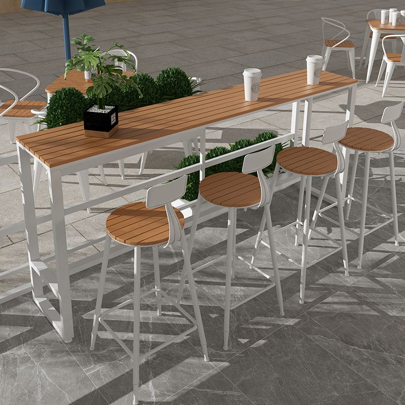 Modern Metal Trestle Bistro Bar Desk Rectangle Outdoor Footrest Bar Stool Table Clearhalo 'Bar Furniture' 'Bar Tables' 'bar_tables' 'Furniture' 'furniture_bar_tables' 'Kitchen & Dining Furniture' 'kitchen&dining_furn' 'kitchen' 1200x1200_d4d489b7-0a98-4fa7-9653-421f65645fc2