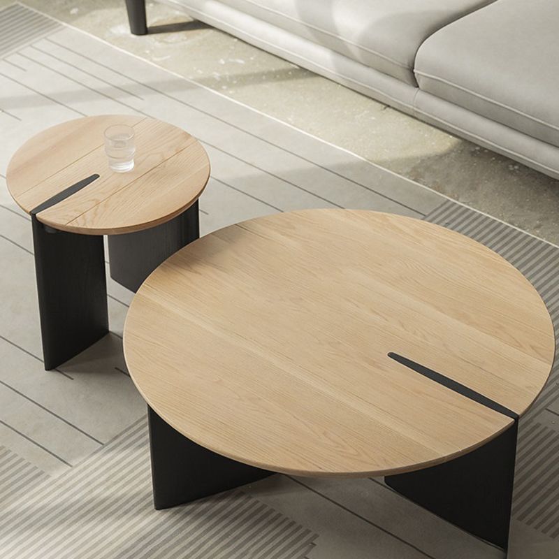 Tavolino in stile contemporaneo tavolo da cocktail rotondo in legno massiccio