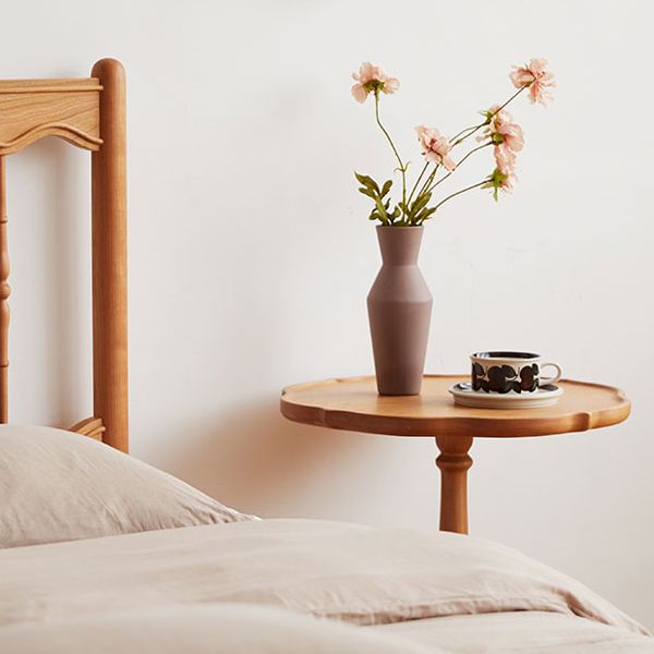 Modern Accent Side Table Naturally Shaped Natural Solid Wood 4 Legs Living Room Clearhalo 'Coffee & Accent Tables' 'End & Side Tables' 'end_side_tables' 'furn' 'furn_end_side_tables' 'Furniture' 'Living Room Furniture' 1200x1200_d50041d4-26a8-4557-bd74-7cca7b41a625