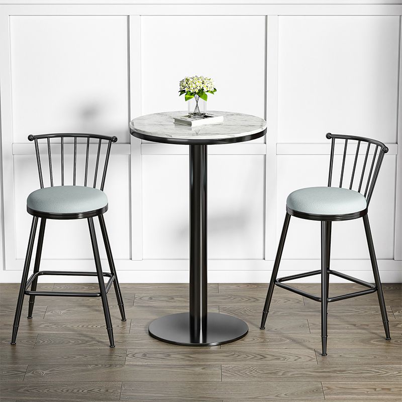 Modern Round Bar Dining Table Indoor White Top Bar Height Pub Table Metal Base in Black Clearhalo 'Bar Furniture' 'Bar Tables' 'bar_tables' 'furn' 'furn_bar_tables' 'Furniture' 'furniture_bar_tables' 'Kitchen & Dining Furniture' 'kitchen&dining_furn' 'kitchen' 1200x1200_d51c0ff8-3a04-4501-b658-6e5375b5619f
