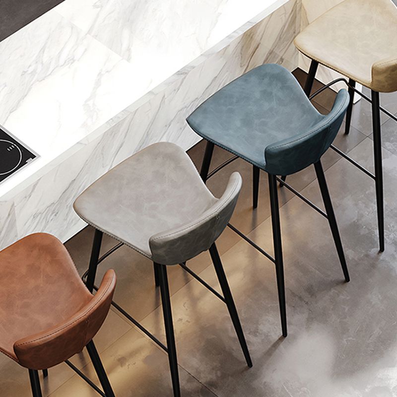 Black Metal Base Bar and Counter Stool Industrial Style Indoor Stool for Patio Use