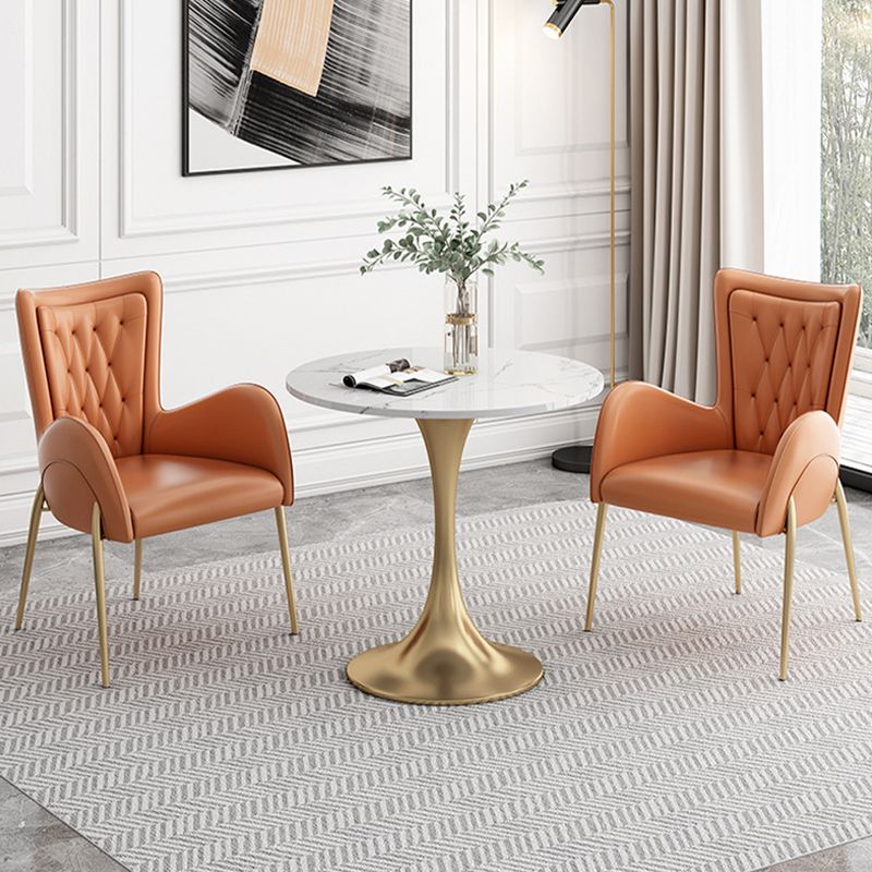 Glossy White Table with Metal Tulip Traditional Luxury Dining Table Clearhalo 'Dining Tables & Seating' 'Dining Tables' 'dining_table' 'furn' 'furn_dining_table' 'Furniture' 'Kitchen & Dining Furniture' 1200x1200_d54f6bc3-336b-440f-8f4b-35ef8eb53a13