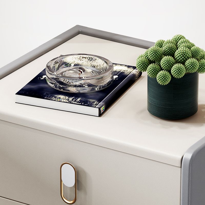 Comodino moderno di stoccaggio del cassetto per cassetti con le gambe