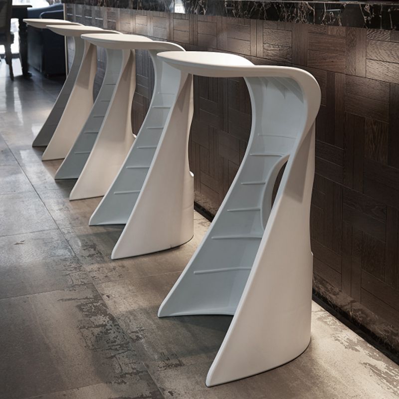 Scandinavian Plastic Barstools for Home Backless Stools with Plastic Base Clearhalo 'Bar Furniture' 'Bar Stools' 'bar_stools' 'furn' 'furn_bar_stools' 'Furniture' 'furniture_bar_stools' 'Kitchen & Dining Furniture' 1200x1200_d565a298-6c0e-437c-9c69-5867c0ae8565