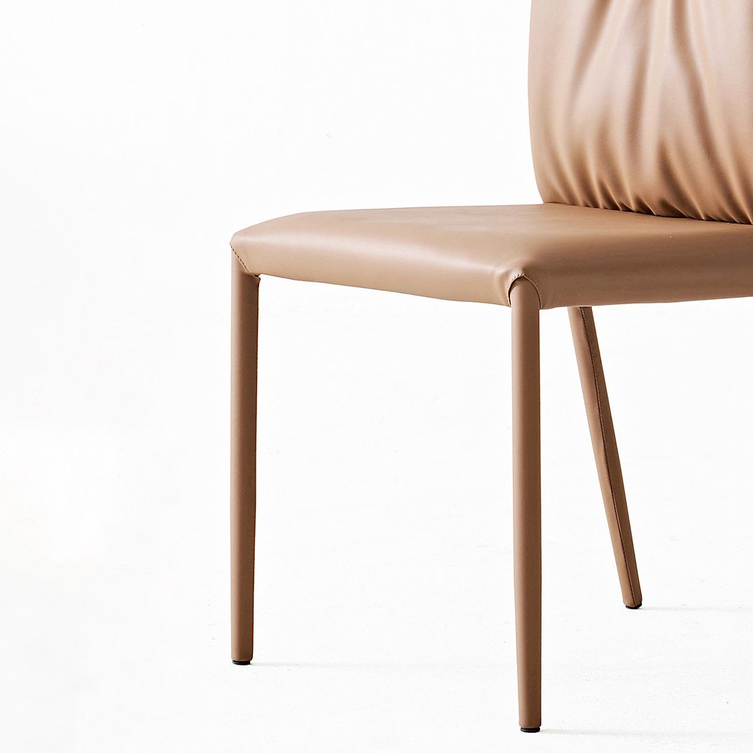 Moderner Kunstleder -Essstühle mit Kunstleder Metall armloser Esstuhl für das Restaurantgebrauch