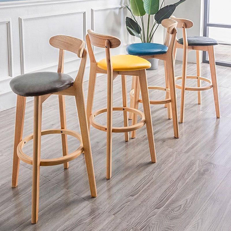 Contemporary Solid Wood Barstool Indoor Bar Stool with Low Back and Footrest Clearhalo 'Bar Furniture' 'Bar Stools' 'bar_stools' 'furn' 'furn_bar_stools' 'furniture_bar_stools' 'Kitchen & Dining Furniture' 'kitchen&dining_furn' 'kitchen' 'kitchen_furn' Furniture' 1200x1200_d6464d80-c6e2-48ca-81a0-782869838f26