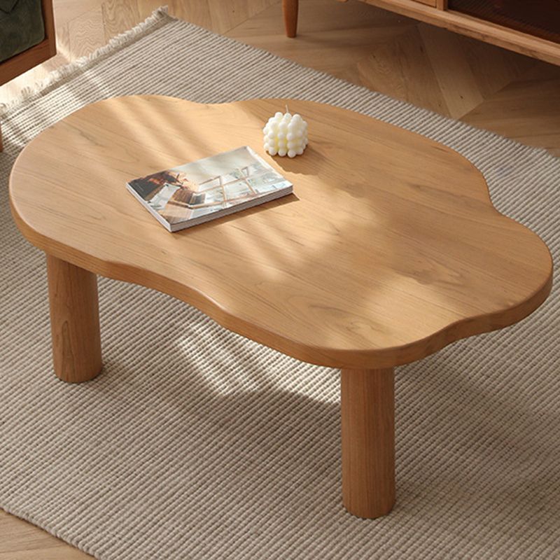 27,56 pollici di largo scandinavo tavolino da cocktail in legno massiccio