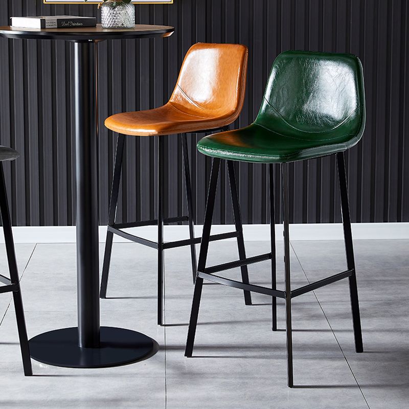 Industrial Leather Metal Counter Stools Low Back Bar Stools with Bucket Seat Clearhalo 'Bar Furniture' 'Bar Stools' 'bar_stools' 'furn' 'furn_bar_stools' 'furniture_bar_stools' 'Kitchen & Dining Furniture' 'kitchen&dining_furn' 'kitchen' 'kitchen_furn' Furniture' 1200x1200_d66e85d4-8a7e-4e19-bc63-def2097b7ca0