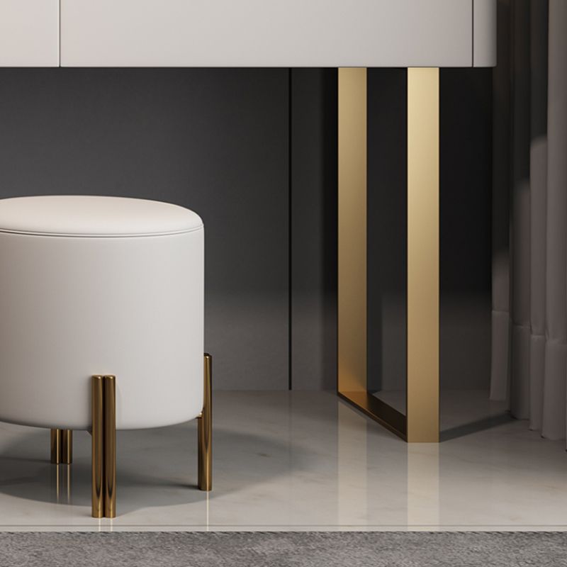 Moderne wit verlichte spiegel slaapkamer met lade vaste houten kaptafel