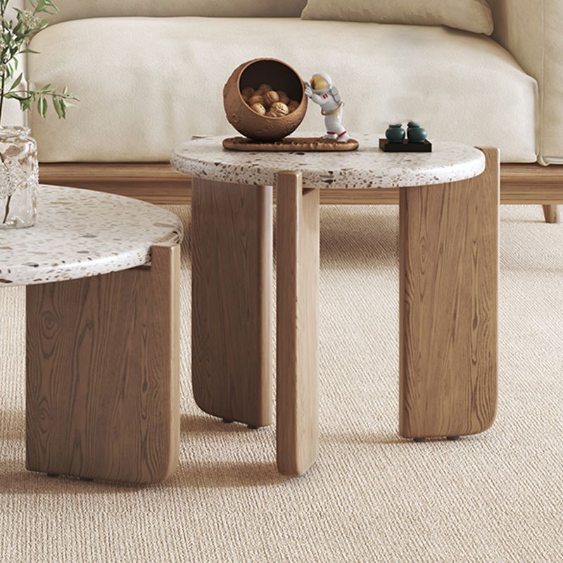 Moderner Couchtisch mit 3 Beinen, runder Kaffee- und Cocktailtisch aus Schiefer