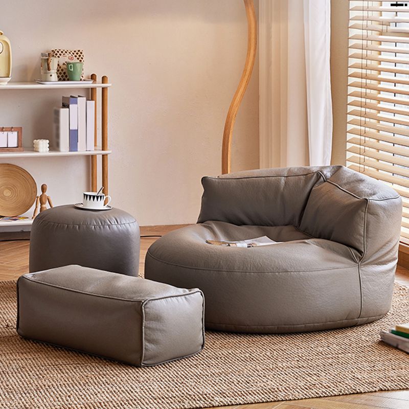 35,43 "l x 39.37" w x 19,68 "Hux sedia a braccia in pelle per soggiorno per soggiorno