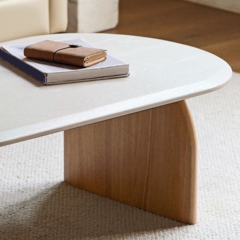 Scandinavian Pine Wood Coffee Table with Sled Base Oval Coffee Table Clearhalo 'Coffee & Accent Tables' 'Coffee Tables' 'coffee_tables' 'furn' 'furn_coffee_tables' 'Furniture' 'Living Room Furniture' 1200x1200_d786aa8e-1e34-4b34-8f29-67a1bfad41a7
