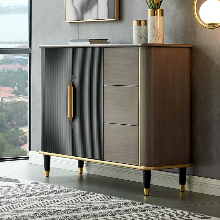 Armadi in stile glam a buffet a buffet ingegnerizzato in legno a buffet con 3-cassetti