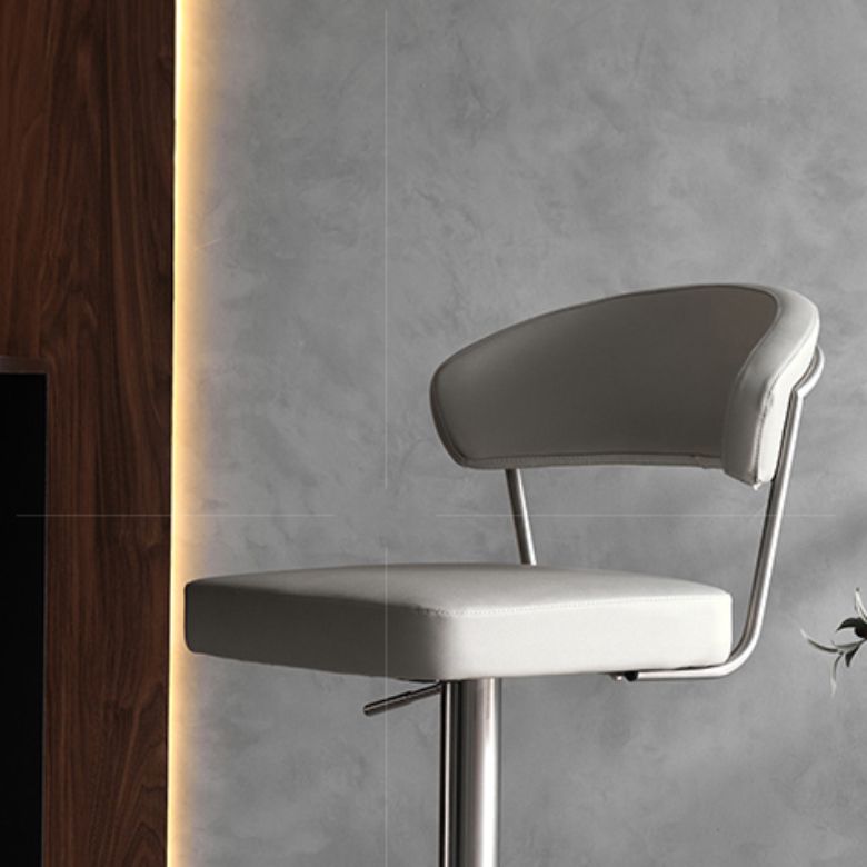 Gestoffeerde verstelbare hoogte draaikrikloze barkruk met voetstoel