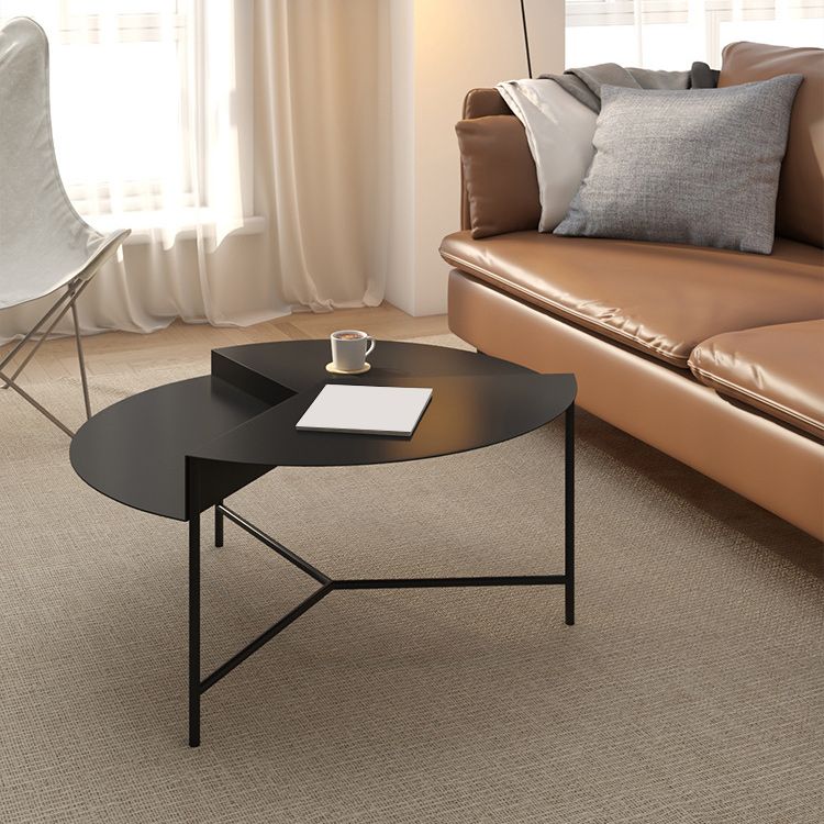 Mid-Century Modern Iron Cocktail Table with 3 Metal Legs and Round Top Clearhalo 'Coffee & Accent Tables' 'Coffee Tables' 'coffee_tables' 'furn' 'furn_coffee_tables' 'Furniture' 'Living Room Furniture' 1200x1200_d8959bff-d360-4a96-8782-c93a300e75ea