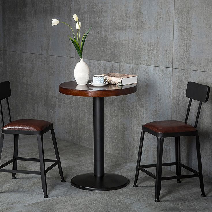 Industrial Brown Counter Stool Leather Square Stool with Black Metal Frame Clearhalo 'Bar Furniture' 'Bar Stools' 'bar_stools' 'furn' 'furn_bar_stools' 'Furniture' 'Kitchen & Dining Furniture' 1200x1200_d8b98de5-131e-4792-a295-7533d37db9f3