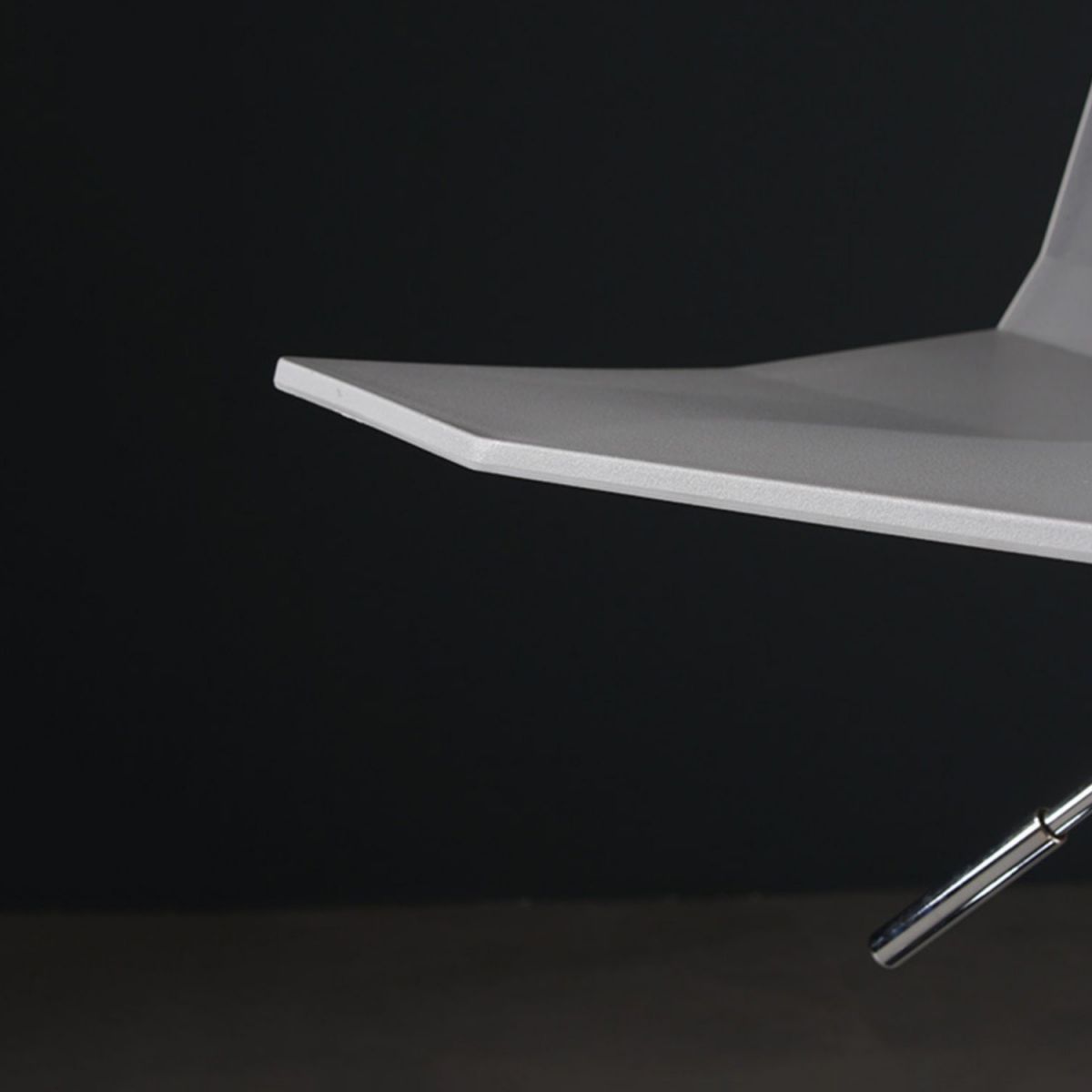 Modern Liftable Bar-stool Plastic Counter Bar Stool with Metal Legs Clearhalo 'Bar Furniture' 'Bar Stools' 'bar_stools' 'furn' 'furn_bar_stools' 'Furniture' 'furniture_bar_stools' 'Kitchen & Dining Furniture' 1200x1200_d8c27955-3e17-4fef-88d9-fd384efbeec1