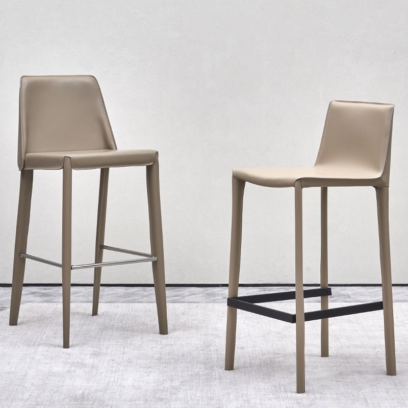 Sgabelli da bar con pubare con poggiapiedi con poggiapiedi