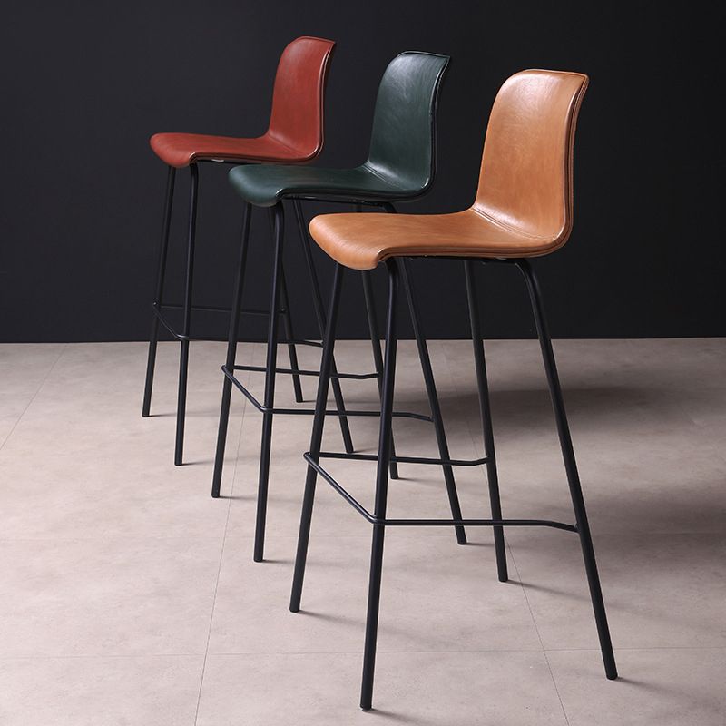 Glossy Leather Square Bar Stool Industrial Metal Stools with Back Legs Clearhalo 'Bar Furniture' 'Bar Stools' 'bar_stools' 'furniture_bar_stools' 'Kitchen & Dining Furniture' 'kitchen&dining_furn' 'kitchen' 'kitchen_furn' Furniture' 1200x1200_d9016f49-fa83-4e60-907b-3cb44a07f58a