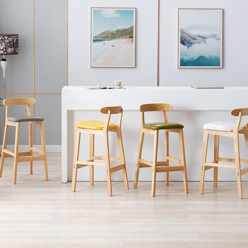 Modern Rubberwood Dessert Shop Barstool Footrest Matte Finish Stool Clearhalo 'Bar Furniture' 'Bar Stools' 'bar_stools' 'furn' 'furn_bar_stools' 'Furniture' 'Kitchen & Dining Furniture' 1200x1200_d9035e0e-691d-4a24-aab2-920808e4d090