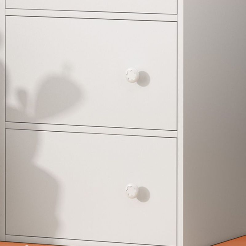 Modern Accent Cabinet Standard No Distressing Wood Cabinet with Doors Clearhalo 'Cabinets & Chests' 'cabinets_chests' 'furn' 'furn_cabinets_chests' 'Furniture' 'Living Room Furniture' 1200x1200_d910dc22-4178-4b8b-960f-ce0e66c1c1d3