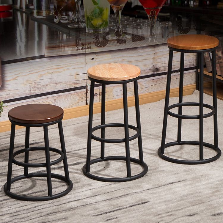 Modern Style Iron Bar Stool With Footrest Game Hall Bar Stool 30-inches Clearhalo 'Bar Furniture' 'Bar Stools' 'bar_stools' 'furn' 'furn_bar_stools' 'Furniture' 'furniture_bar_stools' 'Kitchen & Dining Furniture' 1200x1200_d912cabc-89c5-48de-86dc-83637618628d