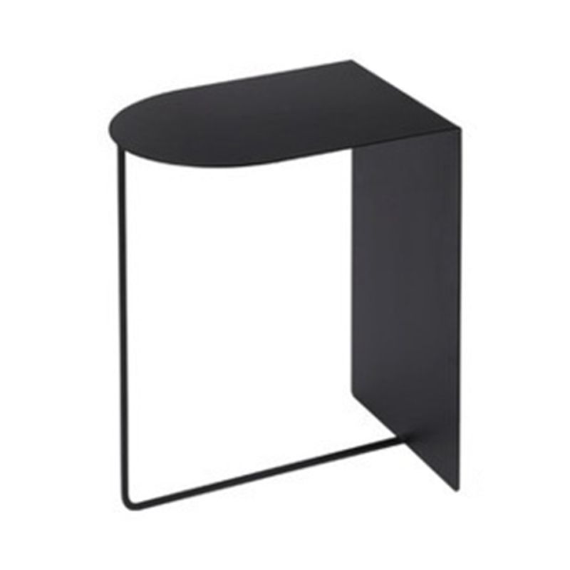 15,75 "w x 11,81" d x 19,69 "tavolo laterale di metallo h tavolo da estremità geometrica semplice
