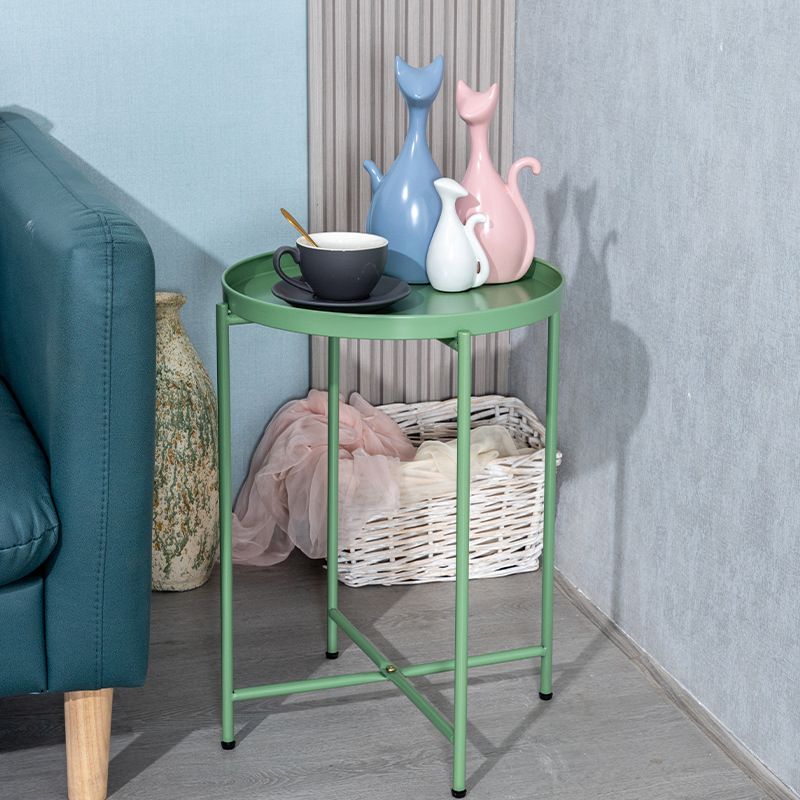 Mesa de las patas cruzadas modernas Mesa de esquina de la bandeja redonda de la parte superior del lado del lado