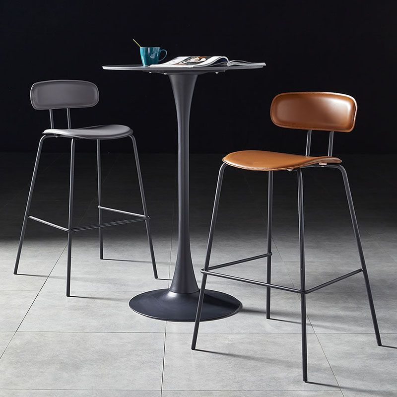 Industrial Metal Bar Table Faux Marble 27.56" Round Top Indoor Bistro Table Clearhalo 'Bar Furniture' 'Bar Tables' 'bar_tables' 'furn' 'furn_bar_tables' 'Furniture' 'furniture_bar_tables' 'Kitchen & Dining Furniture' 'kitchen&dining_furn' 'kitchen' 1200x1200_d9283a4b-28cd-4e4c-9f32-87f7f5ccacbc