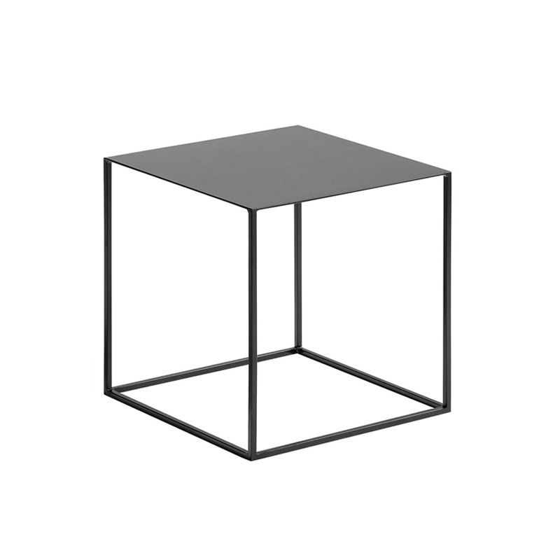 Mesa de mesa de hierro de 15.7 pulgadas de ancho marco cuadrado cuadrado de mesa lateral simple