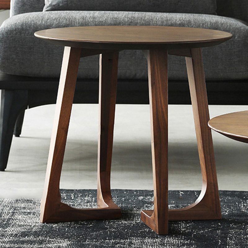 Solid Wood Round Coffee Table in Brown Scandinavian 2 Pieces Cocktail Table Set Clearhalo 'Coffee & Accent Tables' 'Coffee Tables' 'coffee_tables' 'furn' 'furn_coffee_tables' 'Furniture' 'Living Room Furniture' 1200x1200_d943ad55-e23d-4a3e-9c61-f7b236af402b
