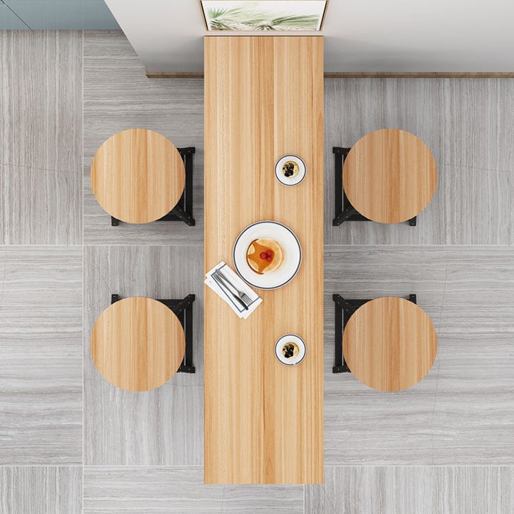 Moderner Thekentisch aus Holz mit rechteckiger Tischplatte und Bockgestell