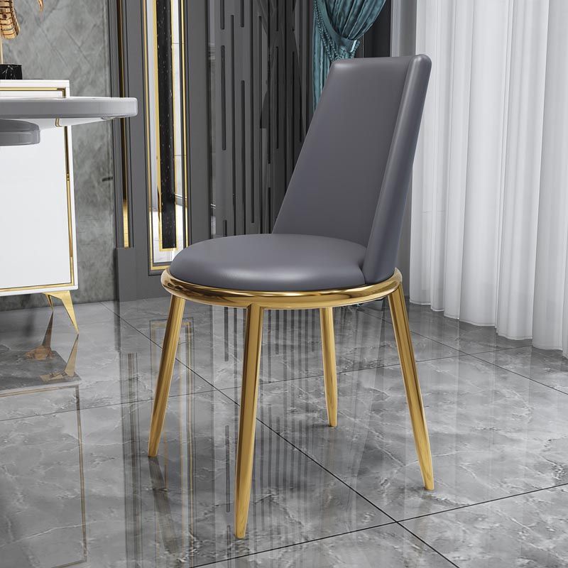 グラムダイニングサイドチェアダイニングルーム用の金色の足のある布張りのサイドチェア