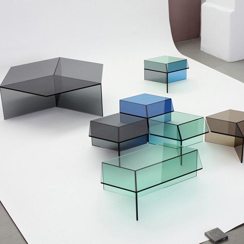 Geometric Clear Acrylic Coffee Table Modern Colored Cocktail Table Clearhalo 'Coffee & Accent Tables' 'Coffee Tables' 'coffee_tables' 'furn' 'furn_coffee_tables' 'Furniture' 'Living Room Furniture' 1200x1200_d9fe7f67-032b-47ba-9df1-4834bc8b25c8