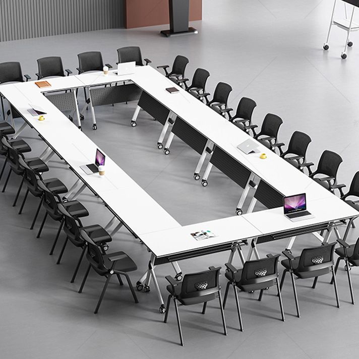 Contemporary Office Desk with Wheels White Manufactured Wood Rectangular Desk Clearhalo 'furn' 'furn_office_desk' 'Furniture' 'Office Desks' 'Office Furniture' 'office_desk' 1200x1200_da14c4ce-b3ec-4398-bff6-60e1862eef03