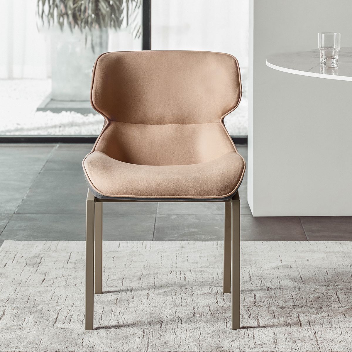 Contemporary Style Wingback Parsons Arm Chair Leather Dining Chairs for Home Use Clearhalo ' kitchen&dining_furn' 'Dining Chairs' 'Dining Tables & Seating' 'dining_chair' 'furn' 'furn_dining_chair' 'Furniture' 'furniture_dining_chair' 'Kitchen & Dining Furniture' 'kitchen' 1200x1200_da2aa2d8-68af-4c67-9d07-5226f0f173ab