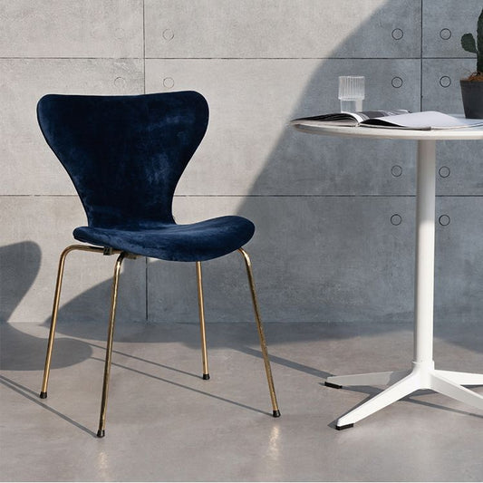 Restaurant Scandinavian Velvet Side Chair Matte Finish Wingback Dining Chair Clearhalo ' kitchen&dining_furn' 'Dining Chairs' 'Dining Tables & Seating' 'dining_chair' 'furn' 'furn_dining_chair' 'Furniture' 'furniture_dining_chair' 'Kitchen & Dining Furniture' 'kitchen' 1200x1200_da3563fd-a9cc-499e-9517-6b589e669866