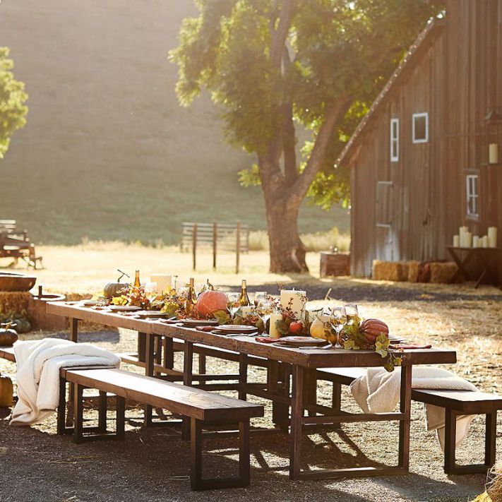 Tavolo da pranzo rettangolare in stile moderno medioevali in legno