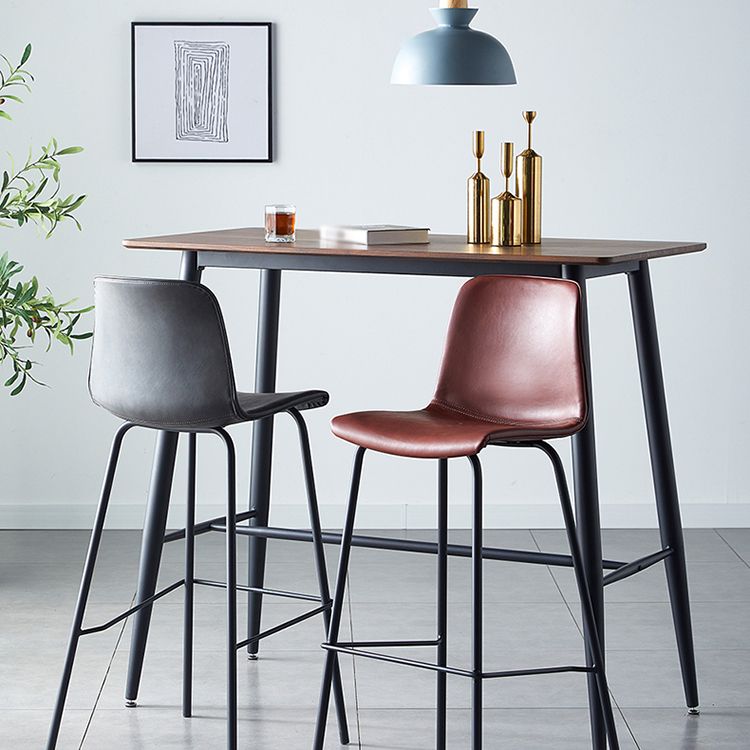 Industrial Upholstered Distressed Quilted Barstool Indoor Tall Stool with Bucket Seat Clearhalo 'Bar Furniture' 'Bar Stools' 'bar_stools' 'furniture_bar_stools' 'Kitchen & Dining Furniture' 'kitchen&dining_furn' 'kitchen' 'kitchen_furn' Furniture' 1200x1200_da66923e-7a2a-4e2d-8db3-a59c1e21bf36
