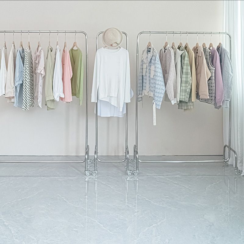 Colgilla de abrigo metálico de estante de estilo industrial con rueda universal