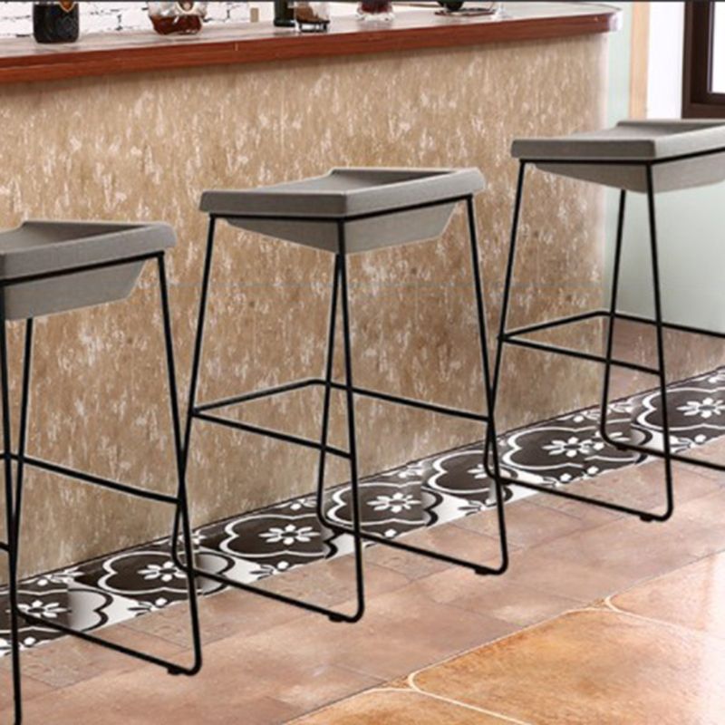 Industrial Style Barstool Indoor Metal Black 4 Legs Bar Stool for Restaurant Clearhalo 'Bar Furniture' 'Bar Stools' 'bar_stools' 'furn' 'furn_bar_stools' 'furniture_bar_stools' 'Kitchen & Dining Furniture' 'kitchen&dining_furn' 'kitchen' 'kitchen_furn' Furniture' 1200x1200_dacb12e7-c4ca-4c96-95ec-48b2fa3c5f99