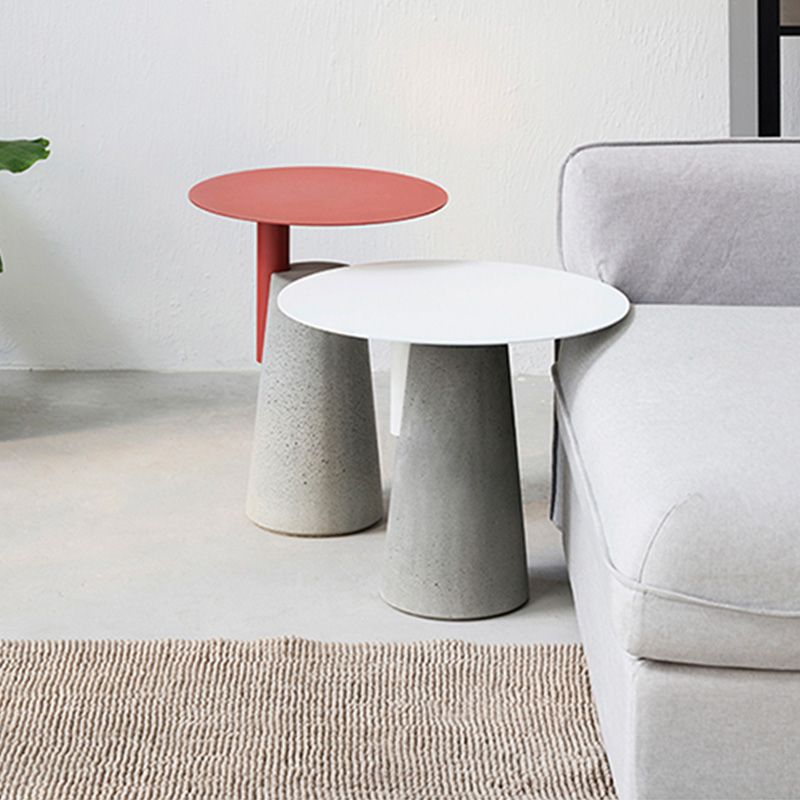 Scandinavian Living Room Metal End Table Concrete Pedestal Sofa Side Table Clearhalo 'Coffee & Accent Tables' 'End & Side Tables' 'end_side_table' 'end_side_tables' 'furn' 'furn_end_side_tables' 'Furniture' 'furniture_end_side_table' 'Living Room Furniture' 1200x1200_daf7e39b-3549-4b43-b2bc-fd2932f5f244