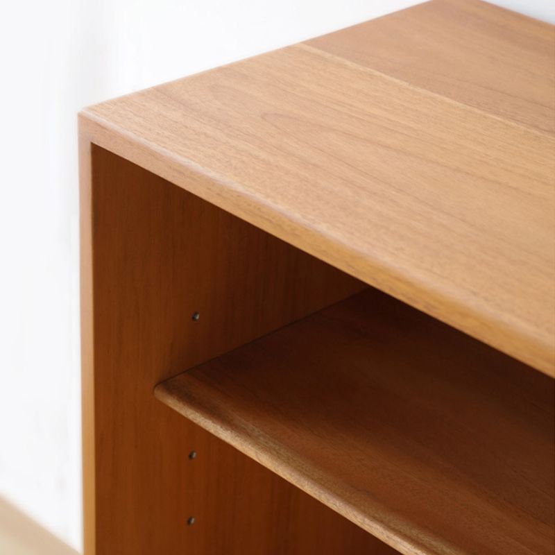 Sideboard a buffet a buffet in stile contemporaneo con armadi e cassetti