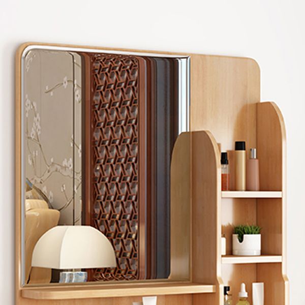 Tradition de coiffeuse de la maison de maquillage de maquillage avec miroir