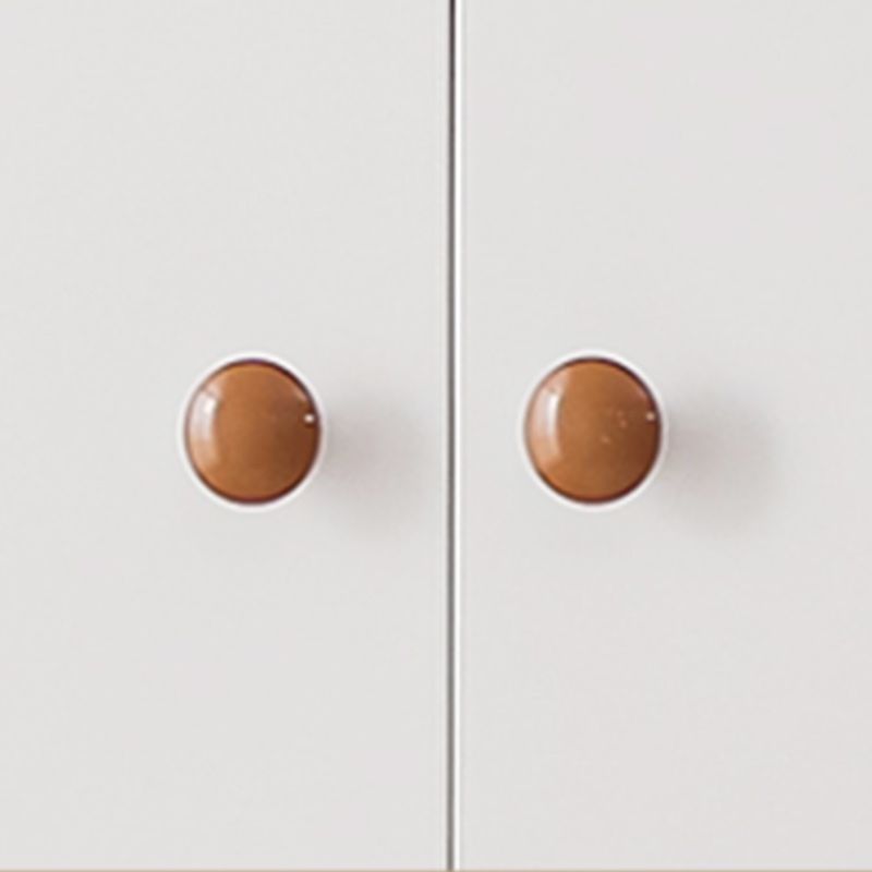 Armadio contemporaneo di armadio contemporaneo con scaffali