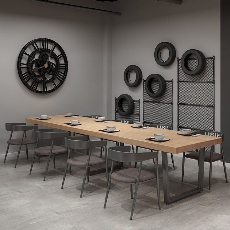 Table à manger en bois massif