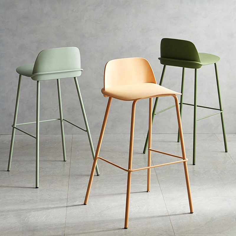 Plastic Scandinavian Bar Stools Low Back Barstool with 4 Iron Legs