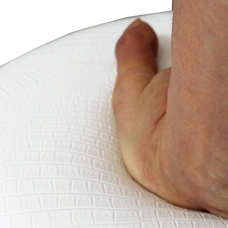 Fabric Round Pouf Plain Fade Resistant Metal Frame Contemporary Pouf Clearhalo 'furn' 'furn_ottomans_poufs' 'Furniture' 'Living Room Furniture' 'Ottomans & Poufs' 'ottomans_poufs' 1200x1200_dbc63e6d-4d24-4bb3-9675-971beba8b7ef