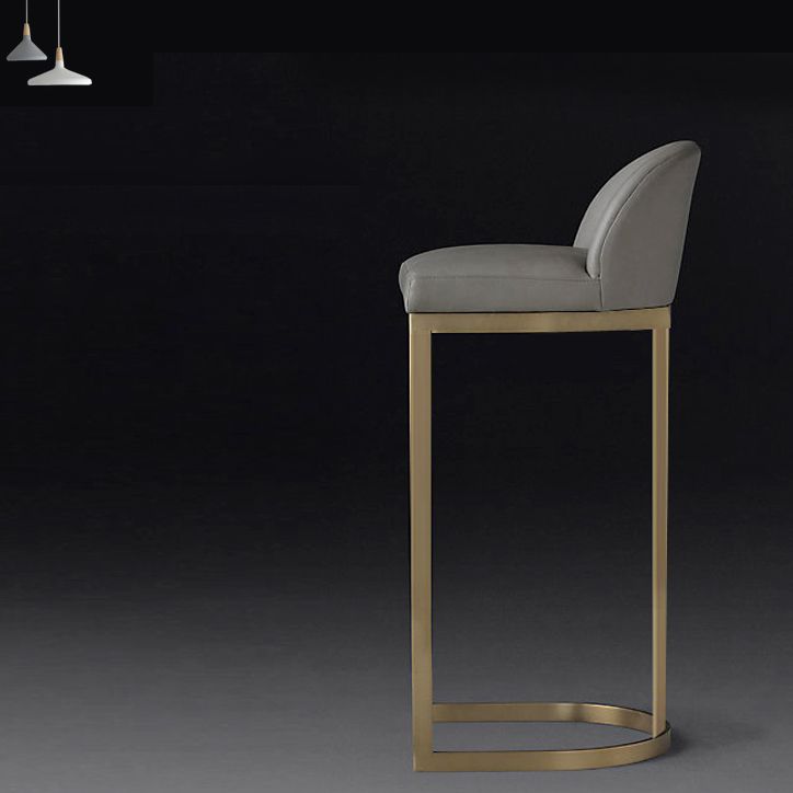Glam Faux Leather Counter Height Stool Metal Bar Stool Bar Stool with Footrest Clearhalo 'Bar Furniture' 'Bar Stools' 'bar_stools' 'furn' 'furn_bar_stools' 'Furniture' 'Kitchen & Dining Furniture' 1200x1200_dbd766ca-2679-4a60-be61-4d218d5d7328